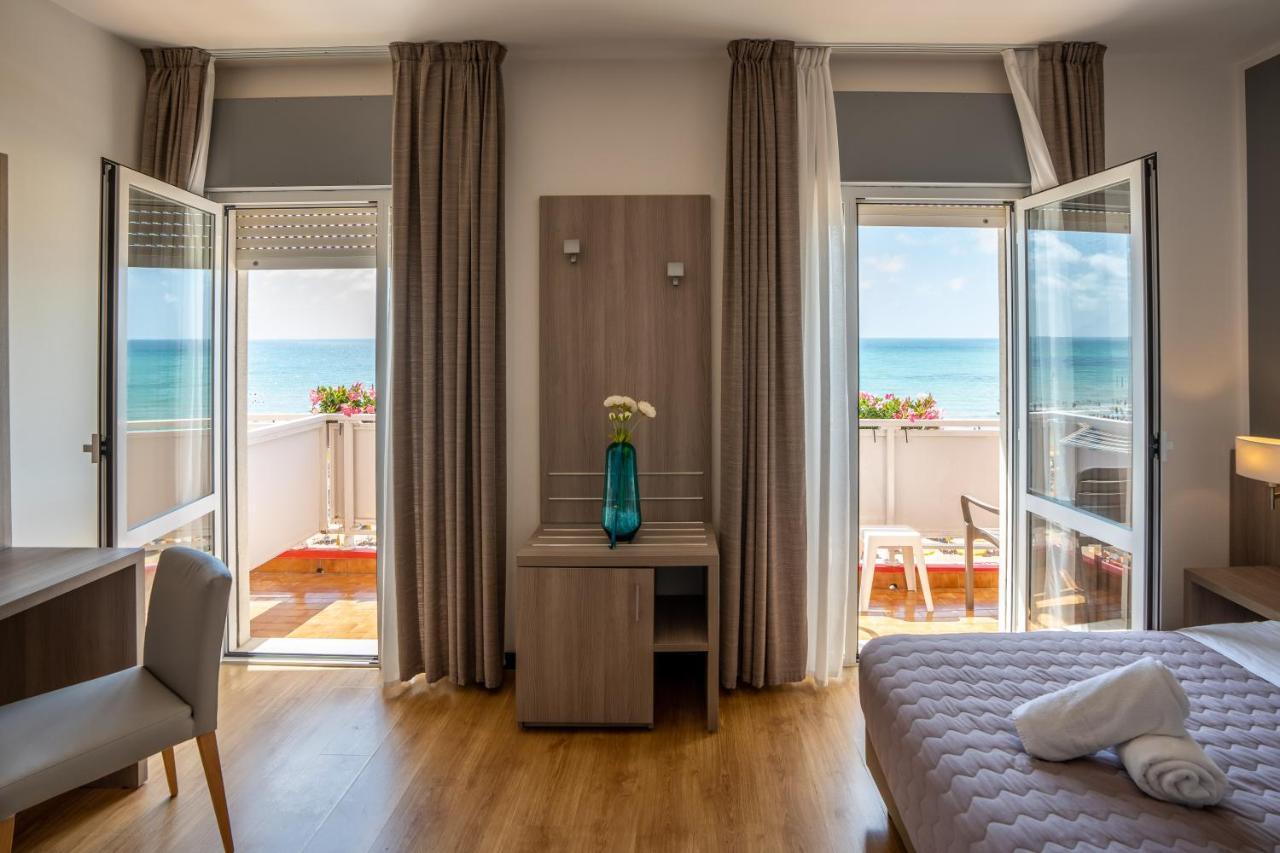 Hotel Loreley Lido di Jesolo Exterior photo