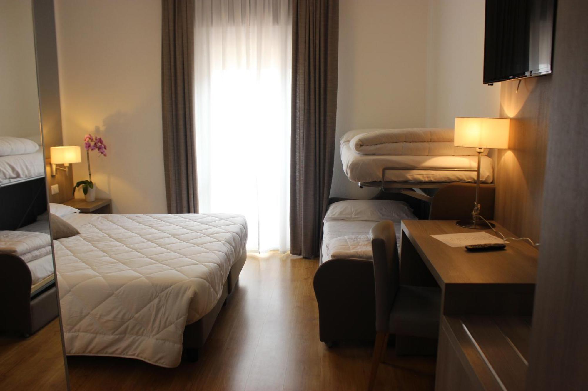 Hotel Loreley Lido di Jesolo Exterior photo
