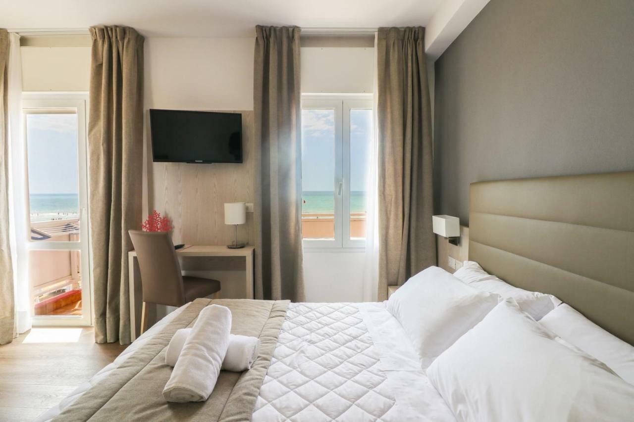 Hotel Loreley Lido di Jesolo Exterior photo